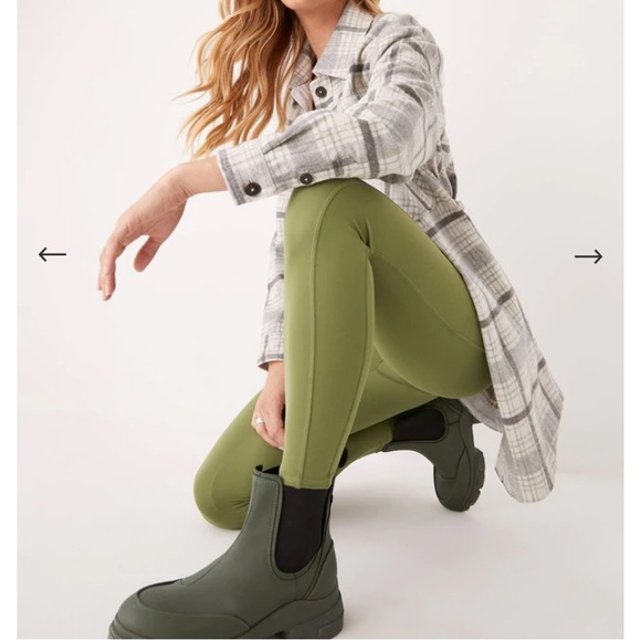 Frank and Oak High Waisted Leggings with Pockets in Olive - Picture 3 of 7